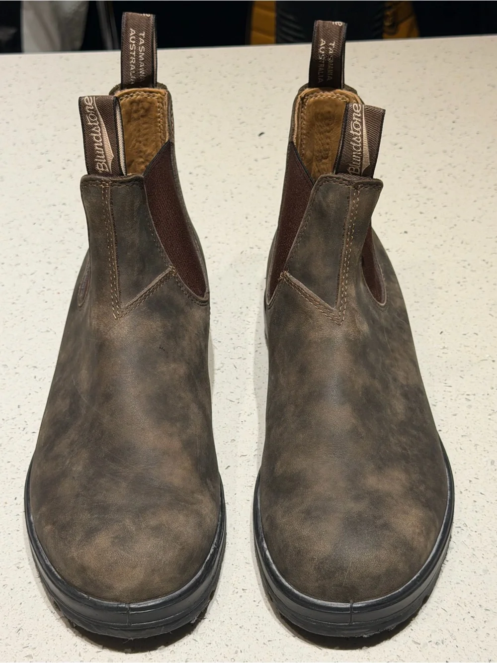 Blundstone Rustic Men's Distressed Brown Chelsea Boots